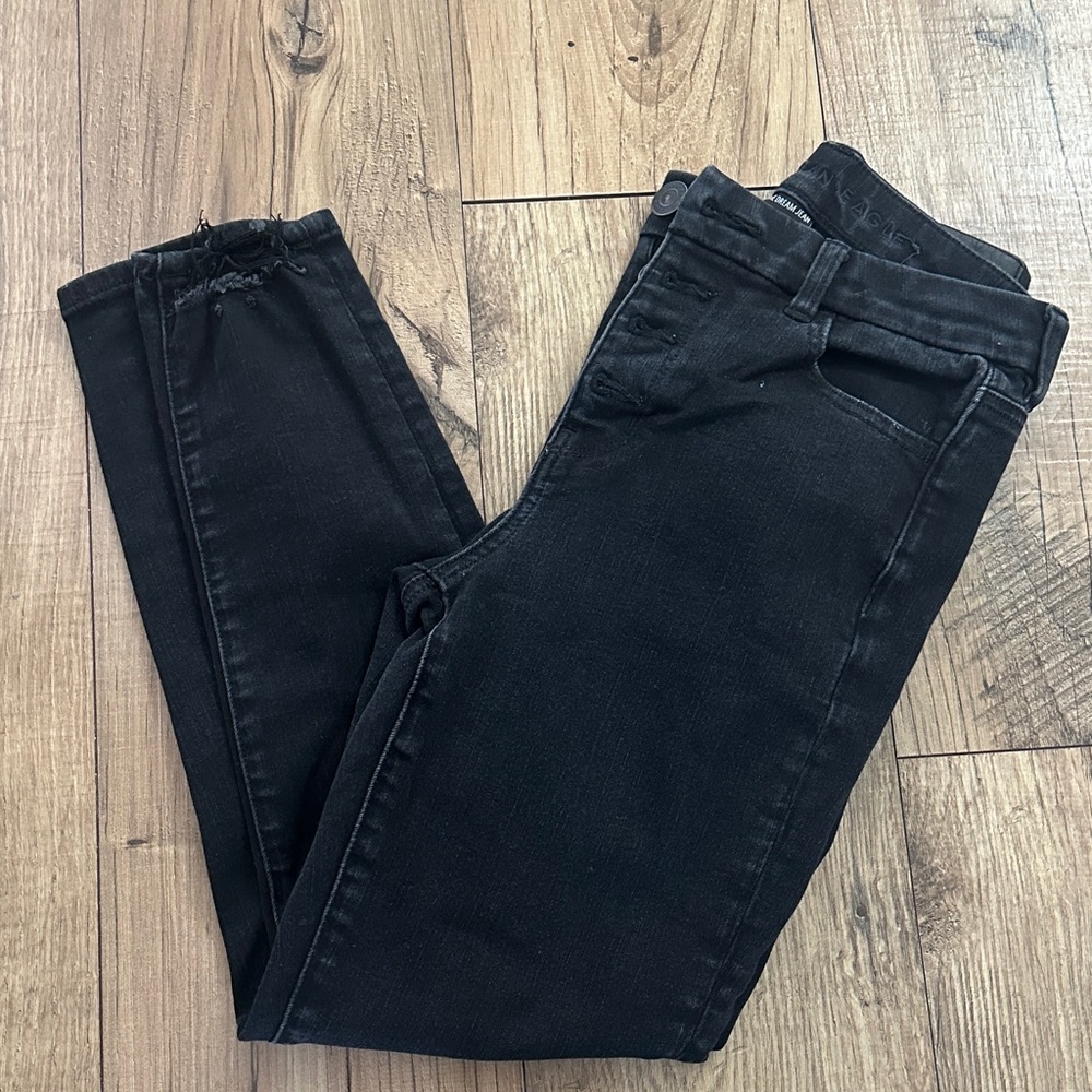 AE Black High Rise jegging crop